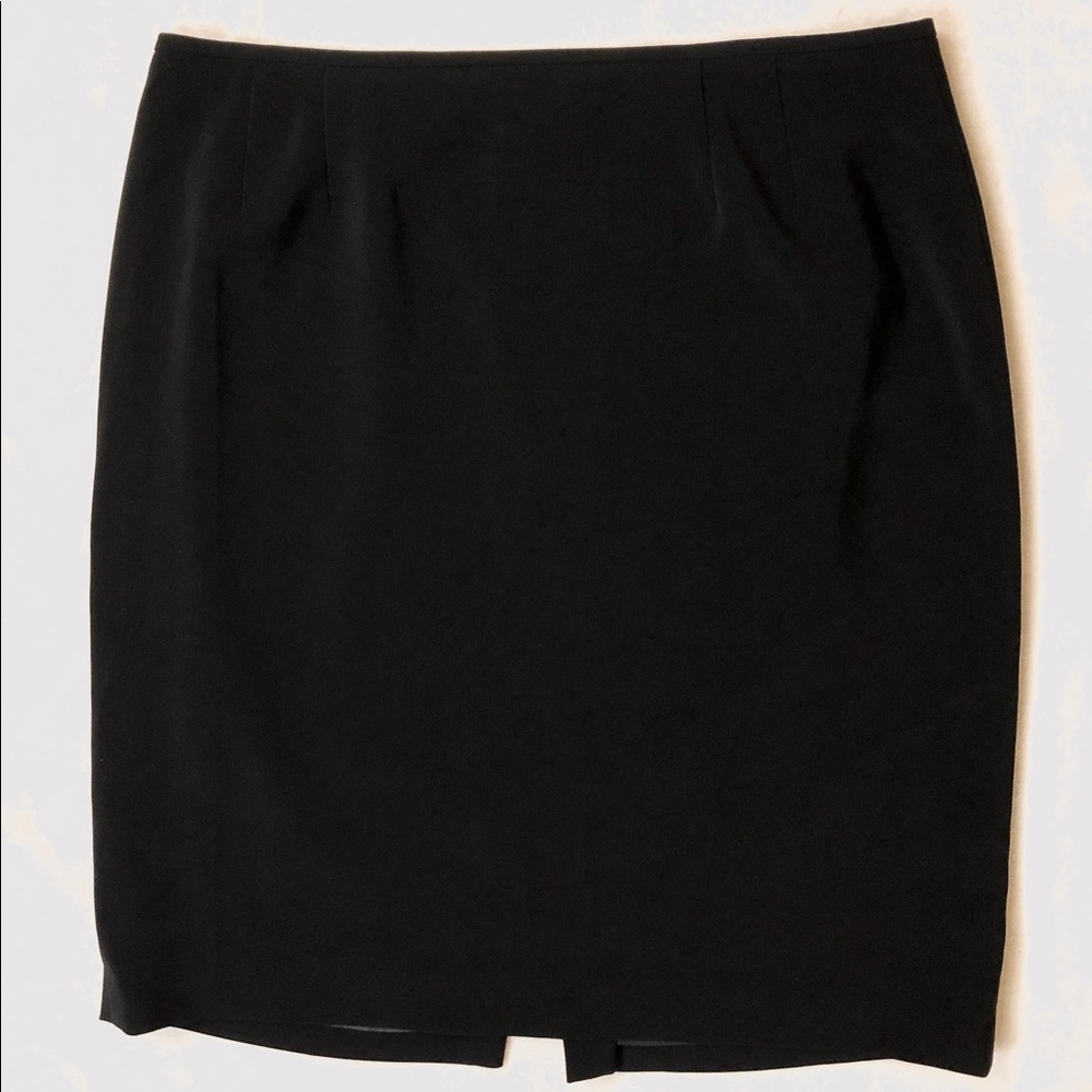 Jet black fully lined dress skirt.Perfect for work